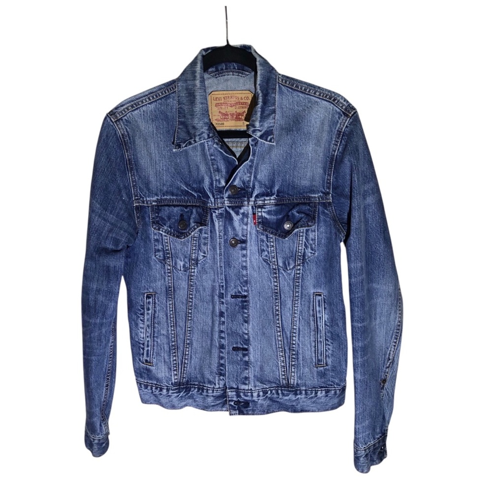 Levi's Denim Trucker Jacket 70589 Medium Vintage Wash R on Red tab